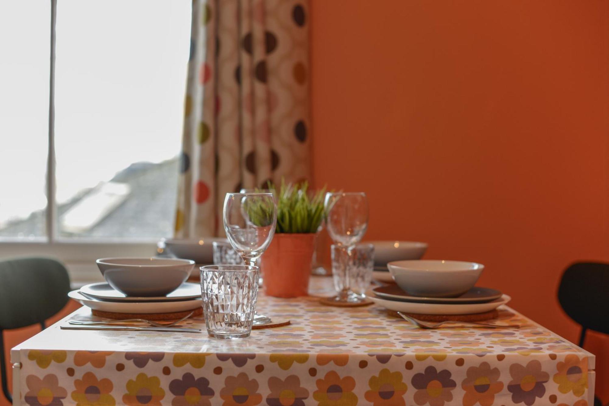 Harbour Court Plymouth - Free Parking - Tucked Away On The Barbican With Courtyard - By Ocean City Retreats Exterior foto